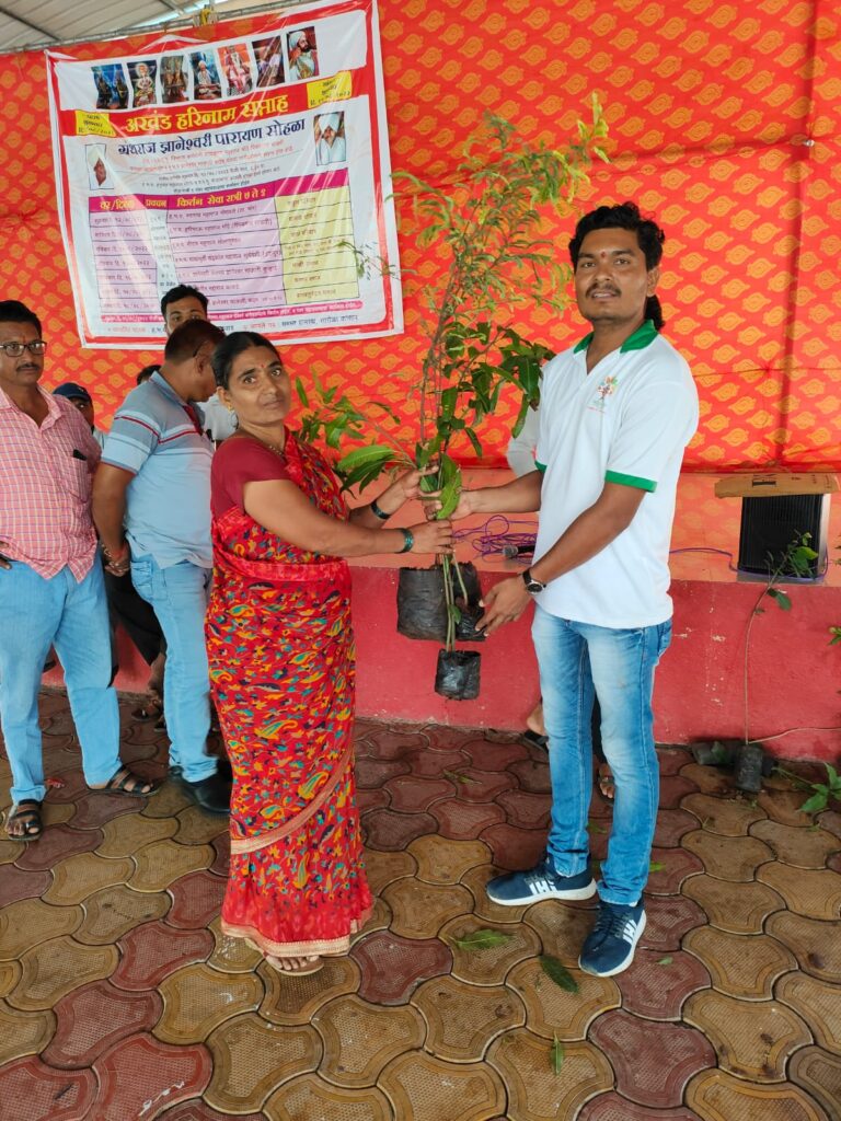 Girikarnika Global Foundation carried a Tree Plantation Drive at Sarola Kasar on 20th August 2022 in which 220 fruit trees distributed to farmers in Sarola kasar. Thanks to Galaxy Laboratories Pvt Ltd, Newasa as trees were sponsored by them.