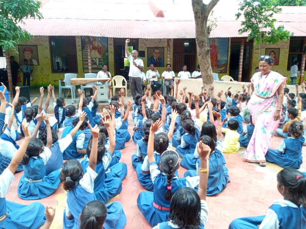 On 23 August 2024, 200 fruit trees were distributed to students at Zilha Parishad School, Valan, Rahuri under the initiative One Student – One Fruit Tree. Special thanks to Mr. Karale Sir & Mr. Gosavi Sir for efforts. Heartfelt thanks to all the teacher staff, Villagers & tree lovers who supported this event.